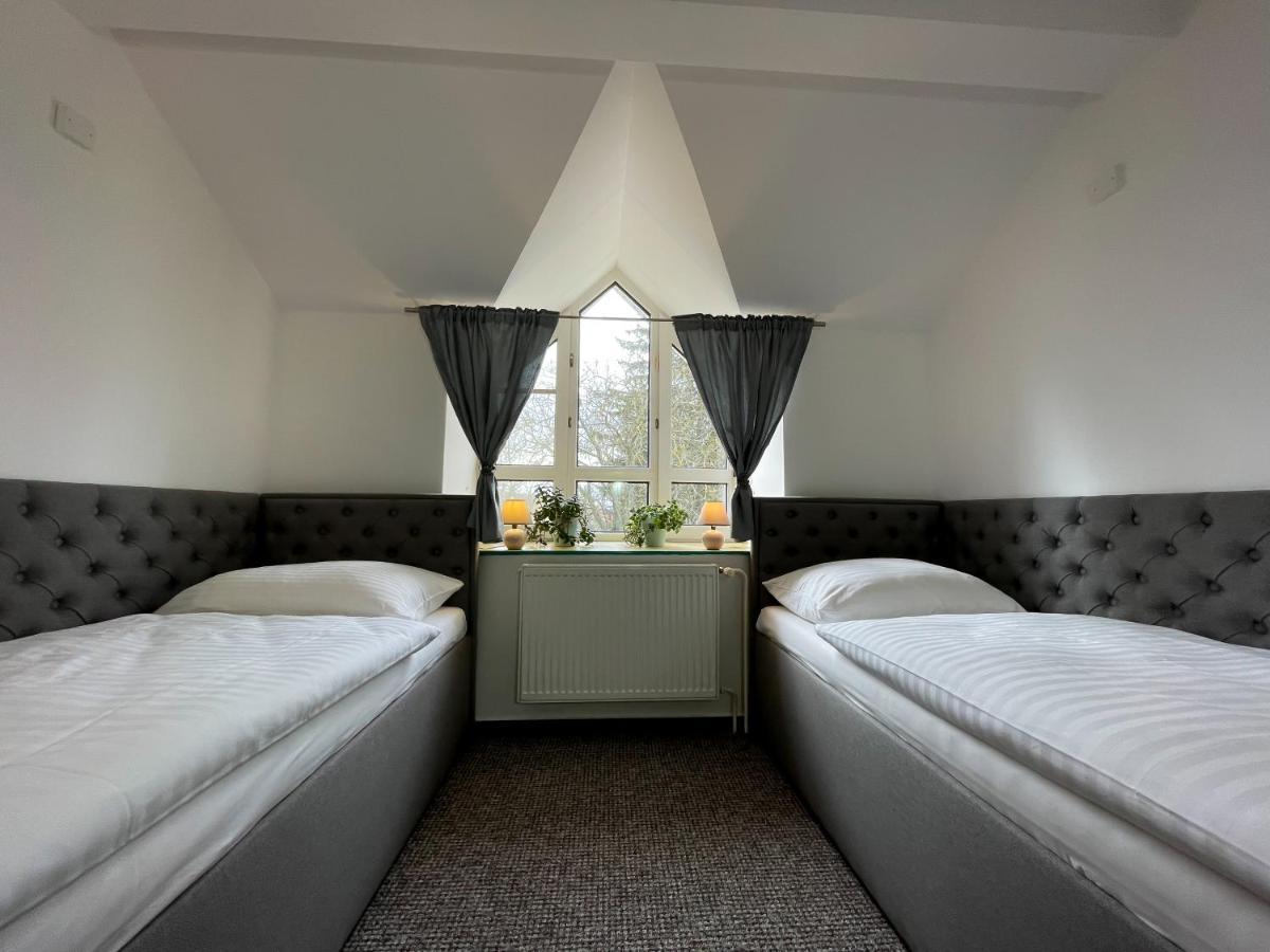 Hotel Colchi Uničov Dış mekan fotoğraf