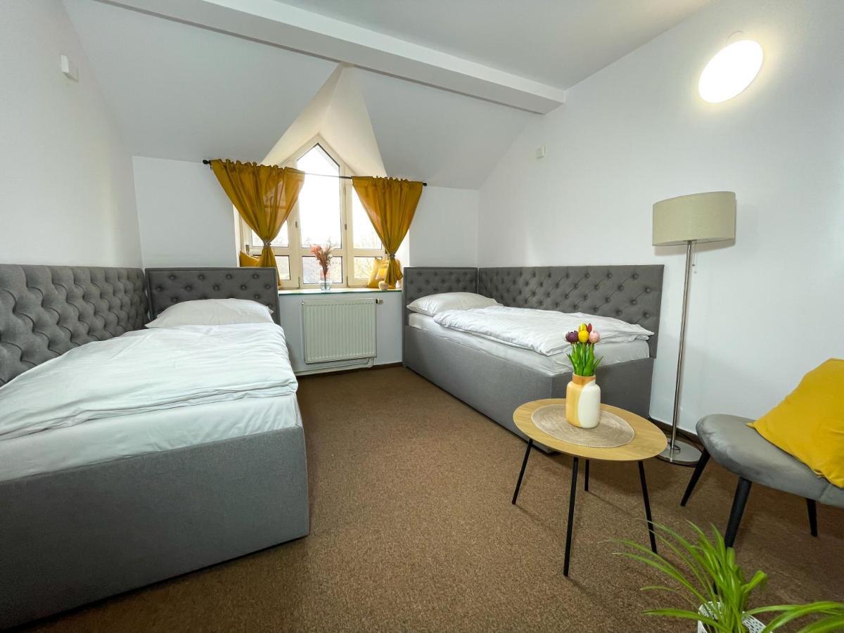 Hotel Colchi Uničov Dış mekan fotoğraf