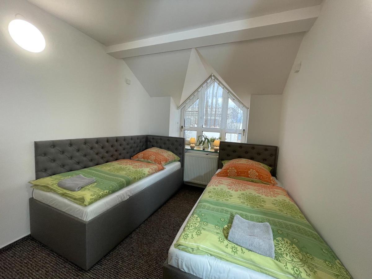 Hotel Colchi Uničov Dış mekan fotoğraf