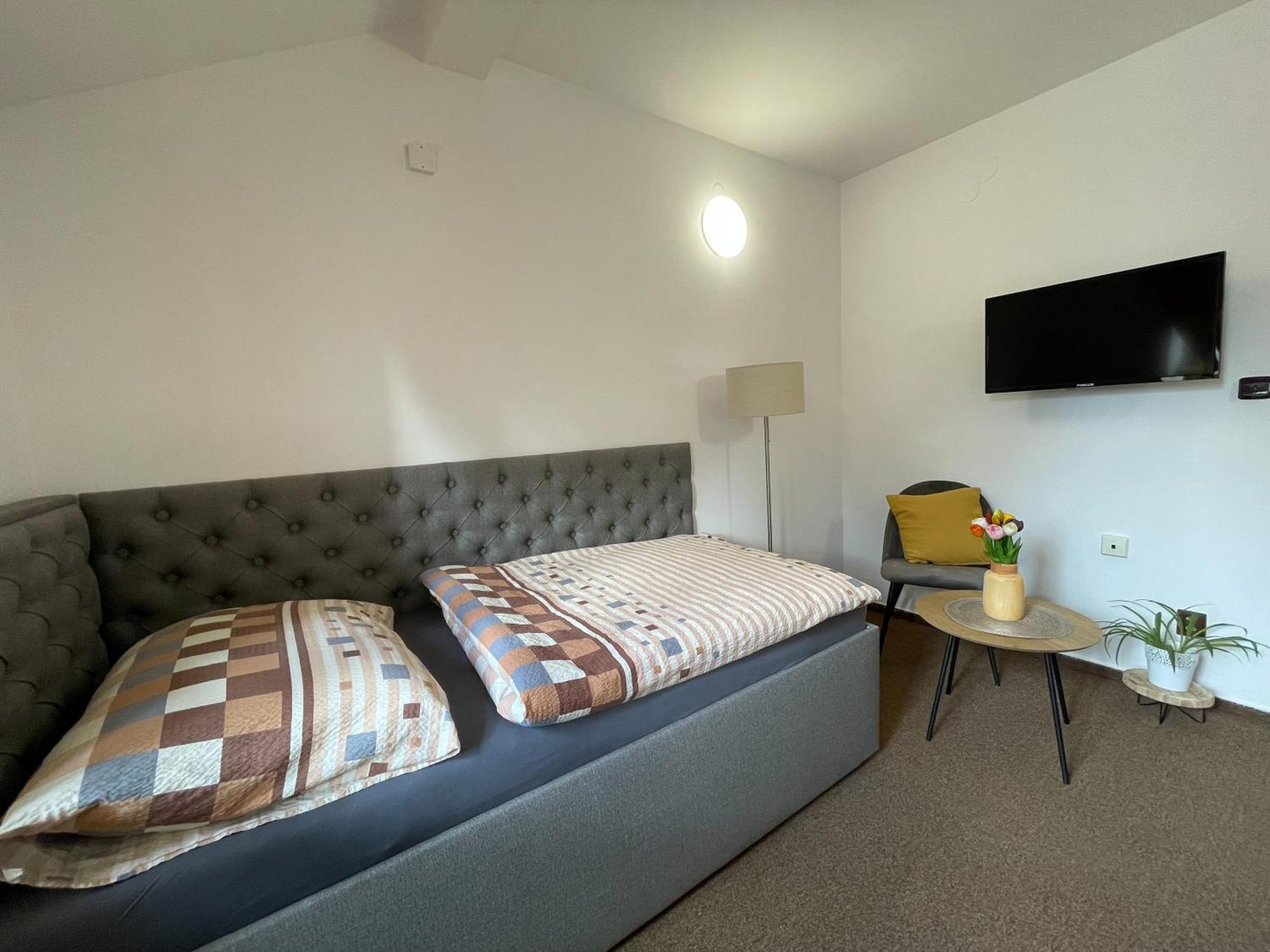 Hotel Colchi Uničov Dış mekan fotoğraf