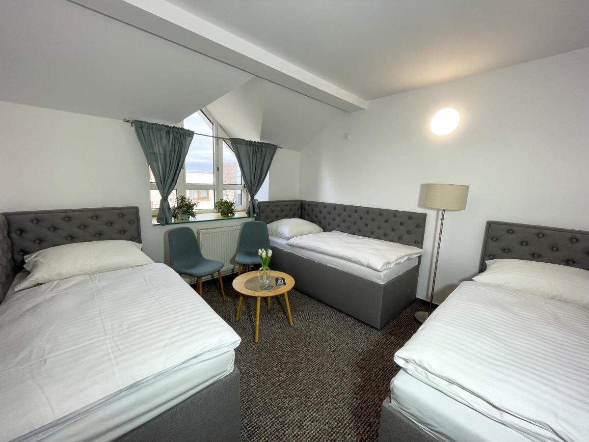 Hotel Colchi Uničov Dış mekan fotoğraf
