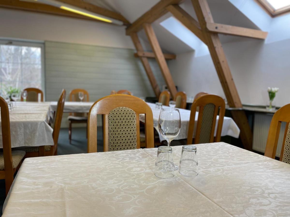 Hotel Colchi Uničov Dış mekan fotoğraf